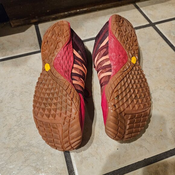 Merrell Trail Glove 4 Barefoot Hiking Shoes Pink and Red Vibram Sole Sneakers - Picture 6 of 7